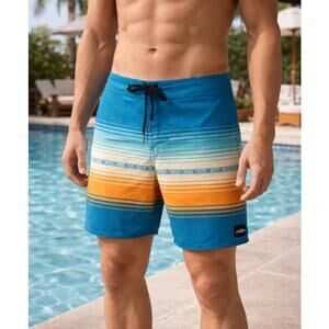 NWT- O’Neill Hyperfreak Stripe Boardshorts Men’s Size 32 Blue Swim Trunks